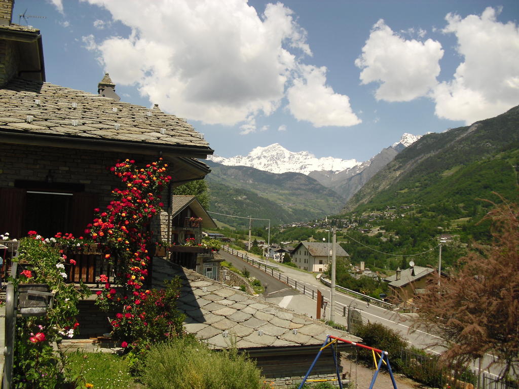 B&B Les Fleurs Gignod Exterior foto