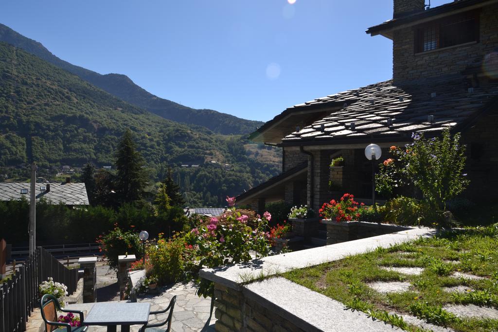 B&B Les Fleurs Gignod Exterior foto