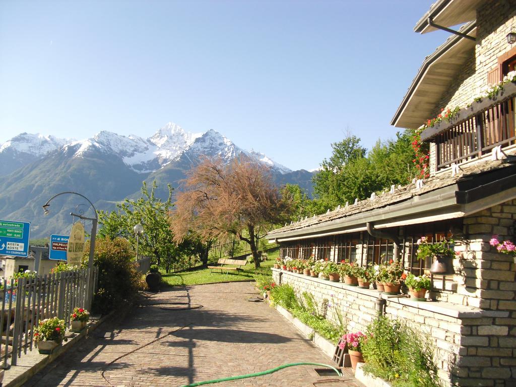 B&B Les Fleurs Gignod Exterior foto